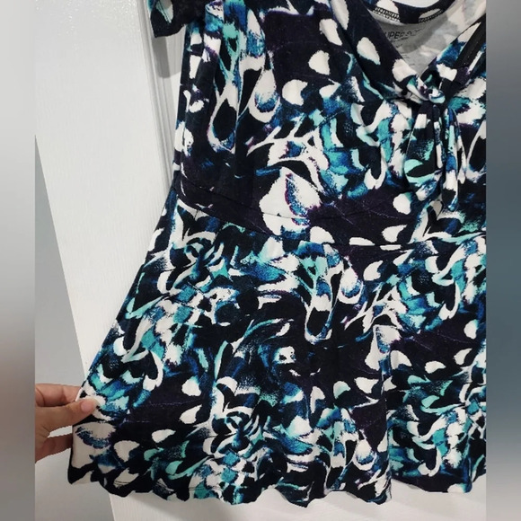 Torrid Babydoll Super Soft Tie-Front Off-Shoulder Top in Size 3 - 22/24 - Picture 5 of 12